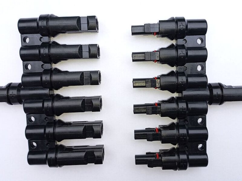 Renogy Solar Y Parallel Branch Connectors (MFFFF+FMMMM Pair)